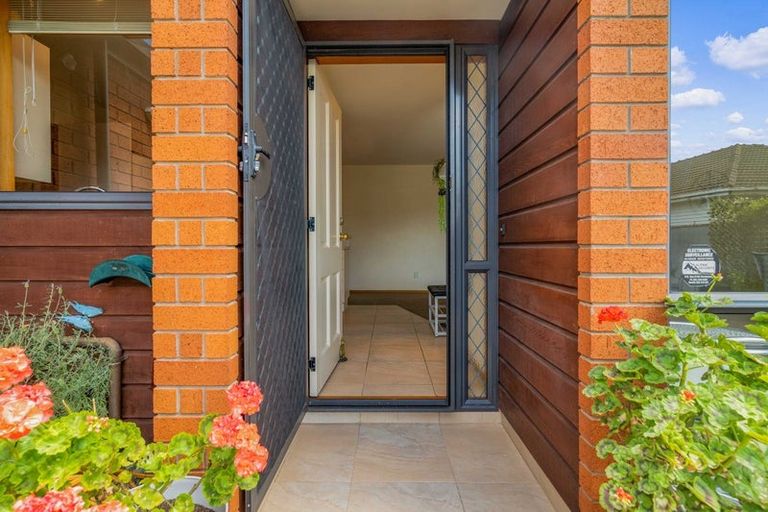 Photo of property in 2/82 Middleton Road, Upper Riccarton, Christchurch, 8041