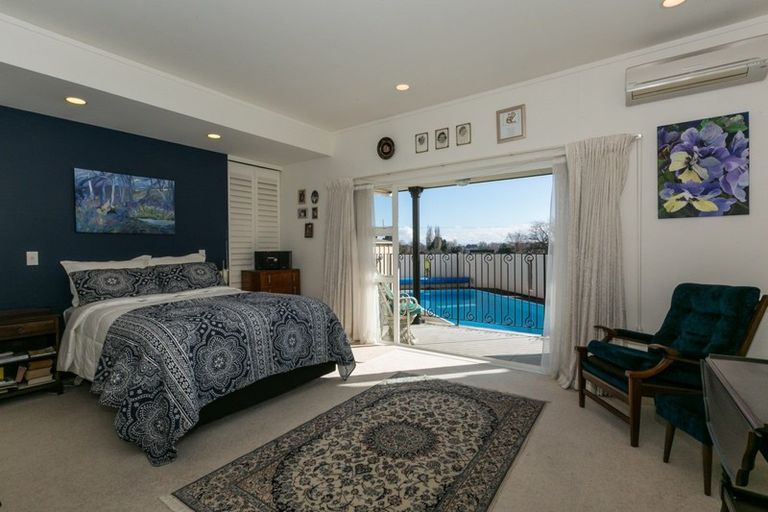 Photo of property in 147 Middle Road, Havelock North, 4130