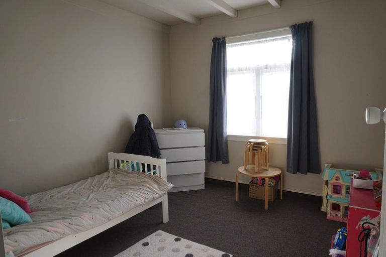 Photo of property in 1/705 Heretaunga Street East, Parkvale, Hastings, 4122