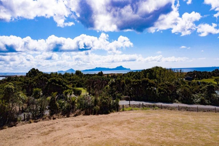 Photo of property in 14 Cullen Road, Waipu, 0582