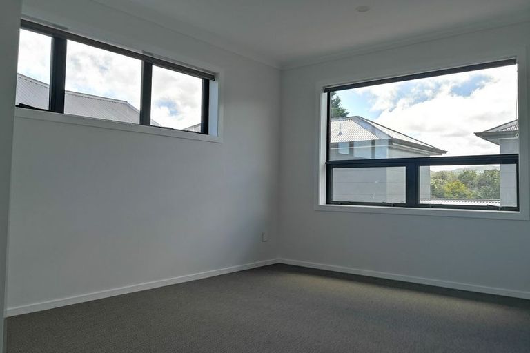 Photo of property in 1b Porutu Street, Fairfield, Lower Hutt, 5011