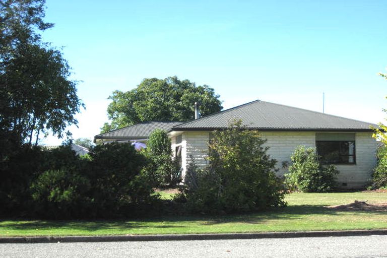 Photo of property in 21 Taylor Street, Geraldine, 7930