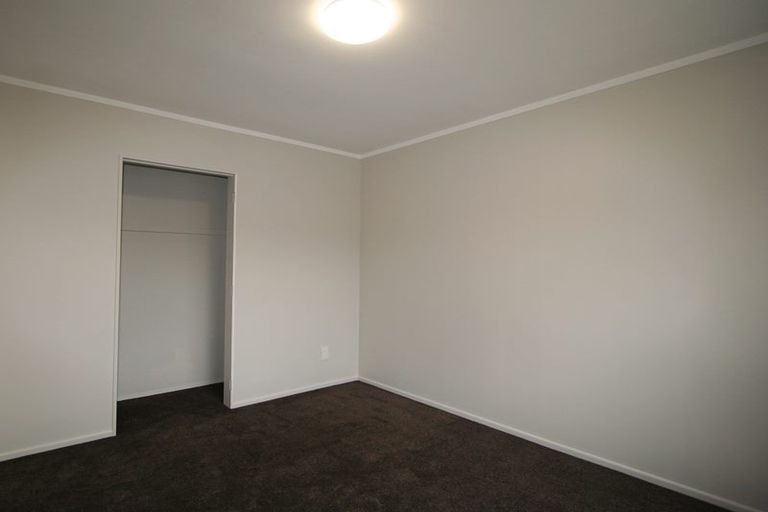 Photo of property in 42 Jackson Terrace, Ranui, Porirua, 5024