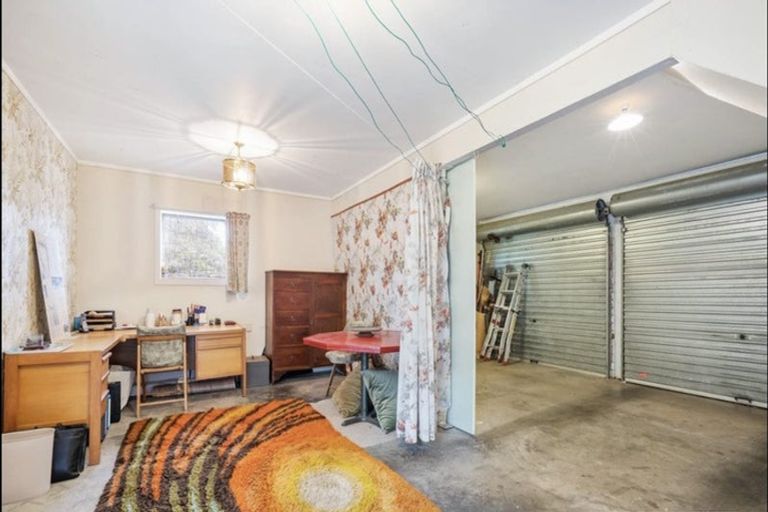 Photo of property in 1/52 Evans Road, Weymouth, Auckland, 2103