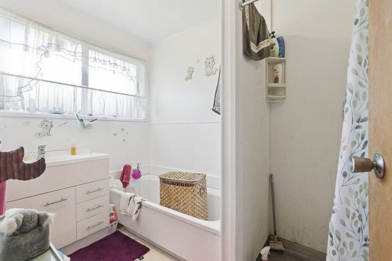 Photo of property in 11 Starling Place, Ranui, Auckland, 0612