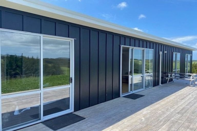 Photo of property in 22 Lakelands Road, Parua Bay, Onerahi, 0192