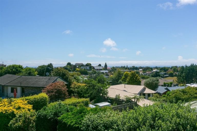 Photo of property in 23d Veale Road, Frankleigh Park, New Plymouth, 4310
