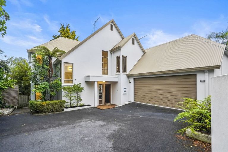 Photo of property in 33 Anglesea Street, Hamilton Central, Hamilton, 3204