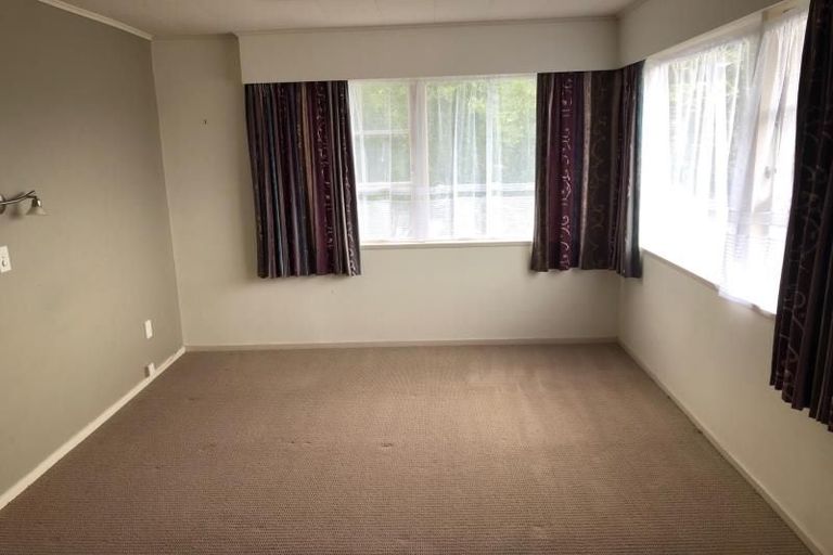 Photo of property in 1/29 Bauchop Road, Waterloo, Lower Hutt, 5011