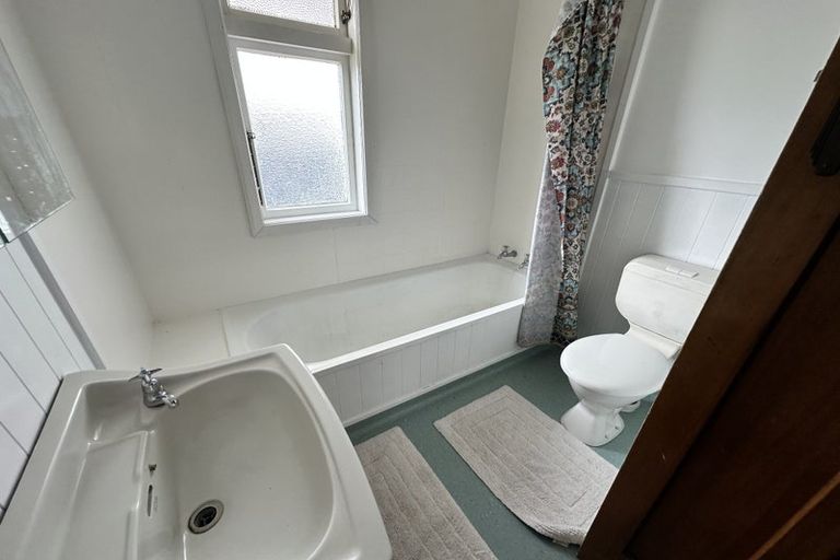 Photo of property in 682a Fergusson Drive, Trentham, Upper Hutt, 5018