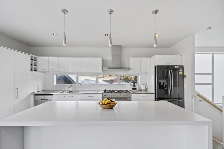 Photo of property in 528a Evans Bay Parade, Hataitai, Wellington, 6021