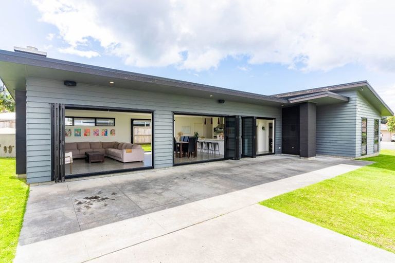 Photo of property in 22 Marram Place, Mangawhai Heads, Mangawhai, 0505