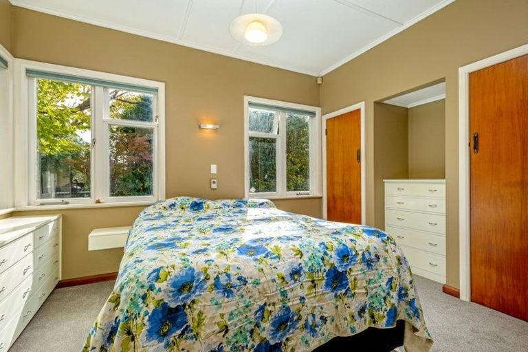 Photo of property in 24 Keeling Street, West End, Palmerston North, 4412