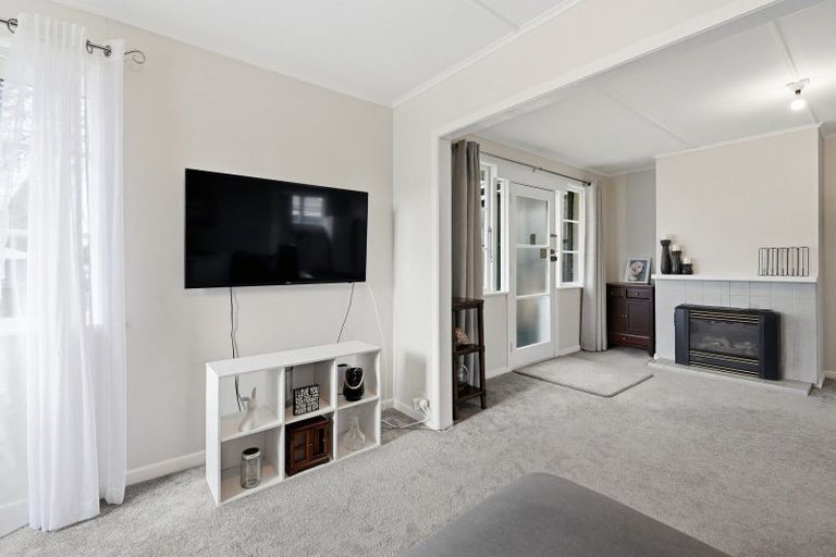 Photo of property in 6 Haynes Crescent, Sunnybrook, Rotorua, 3015