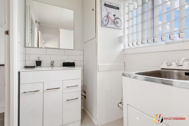 Photo of property in 3/124 Kolmar Road, Papatoetoe, Auckland, 2025