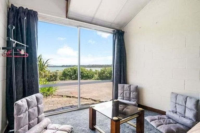 Photo of property in 36a Walter Street, Hauraki, Auckland, 0622