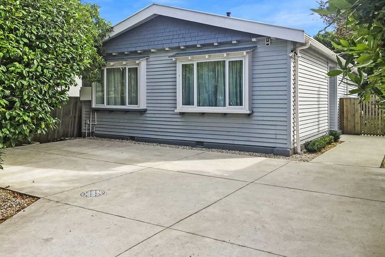 Photo of property in 39 Walpole Street, Waltham, Christchurch, 8023