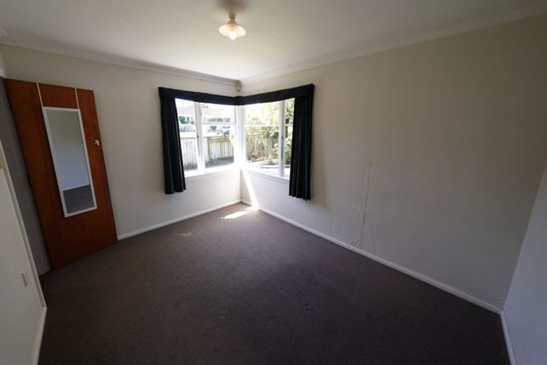 Photo of property in 4 Alton Place, Hokowhitu, Palmerston North, 4410