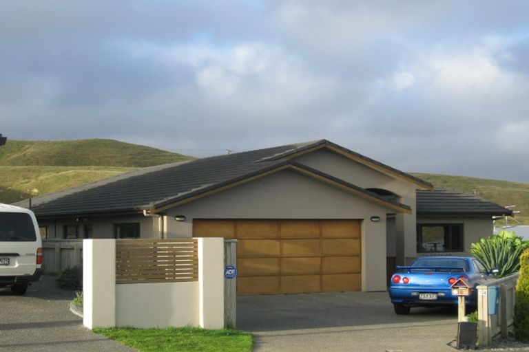Photo of property in 16 Saint Austell Close, Camborne, Porirua, 5026