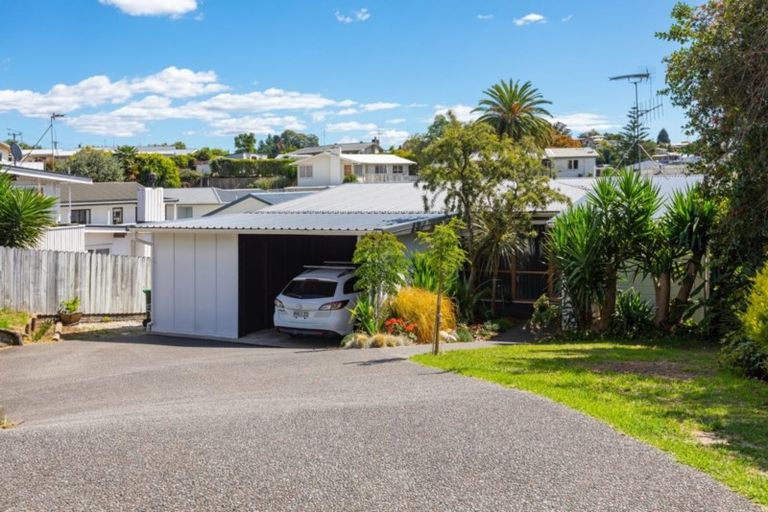 Photo of property in 12 Seymour Place, Bellevue, Tauranga, 3110