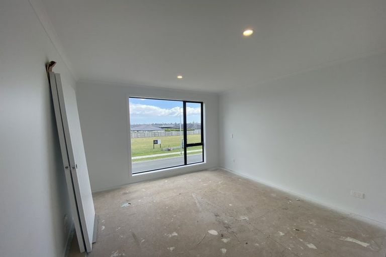 Photo of property in 3 Atutahi Lane, Papamoa Beach, 3118