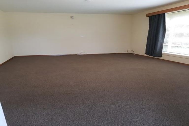 Photo of property in 47 Strathfield Avenue, Dallington, Christchurch, 8061