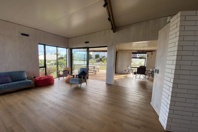 Photo of property in 218 The Ridgeway, Stoke, Nelson, 7011