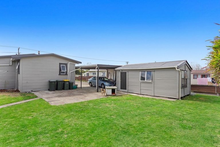 Photo of property in 24 Tawa Street, Edgecumbe, 3120