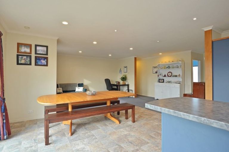 Photo of property in 43 Solway Crescent, Solway, Masterton, 5810