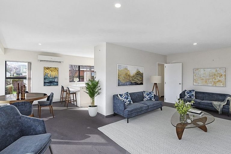 Photo of property in 52 Arawhata Road, Paraparaumu, 5032