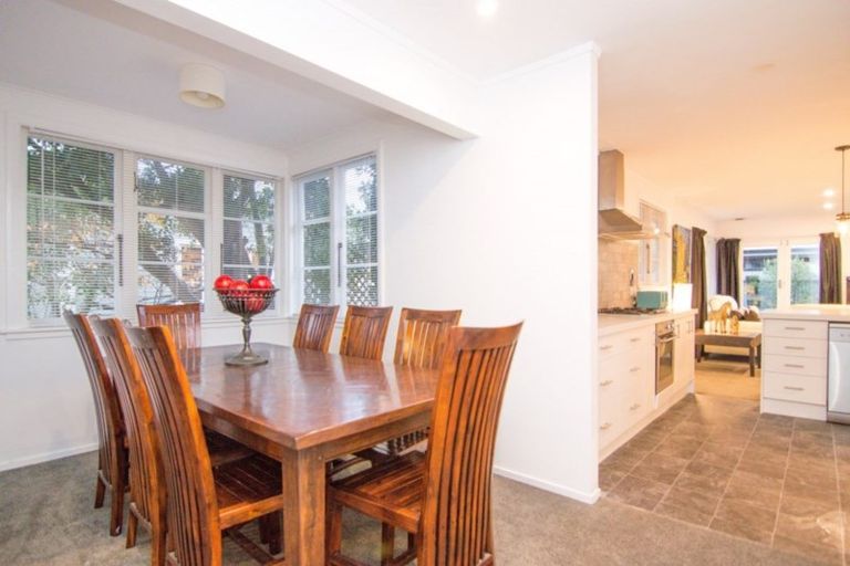 Photo of property in 22 Alfred Street, Roslyn, Palmerston North, 4414