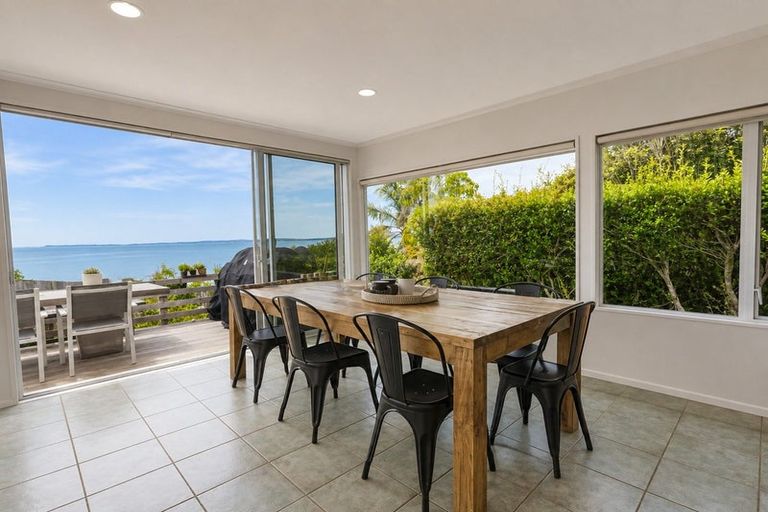 Photo of property in 4 Portal Place, Murrays Bay, Auckland, 0630