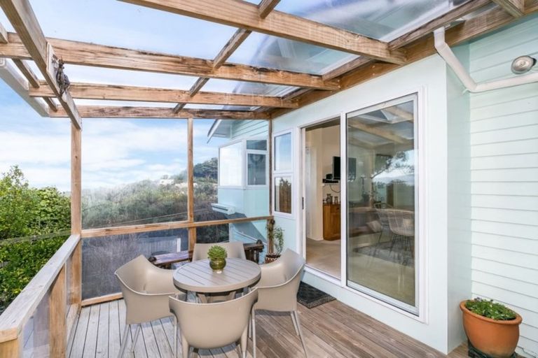 Photo of property in 5 Mana Street, Vogeltown, Wellington, 6021