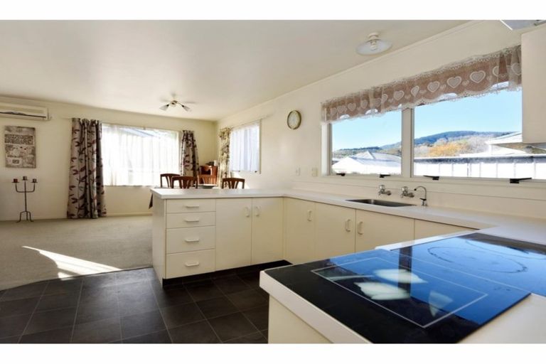 Photo of property in 9a Polstead Road, Stoke, Nelson, 7011