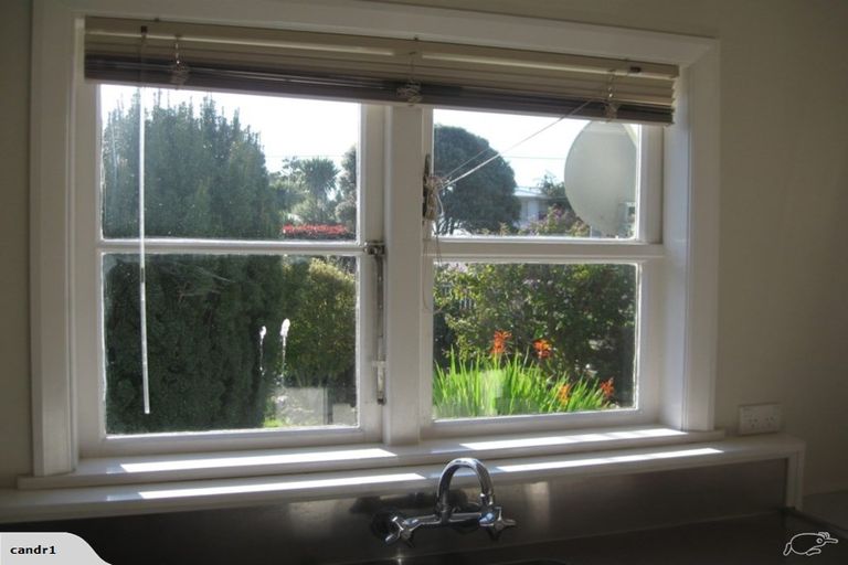 Photo of property in 14 Moana Road, Paraparaumu, 5032