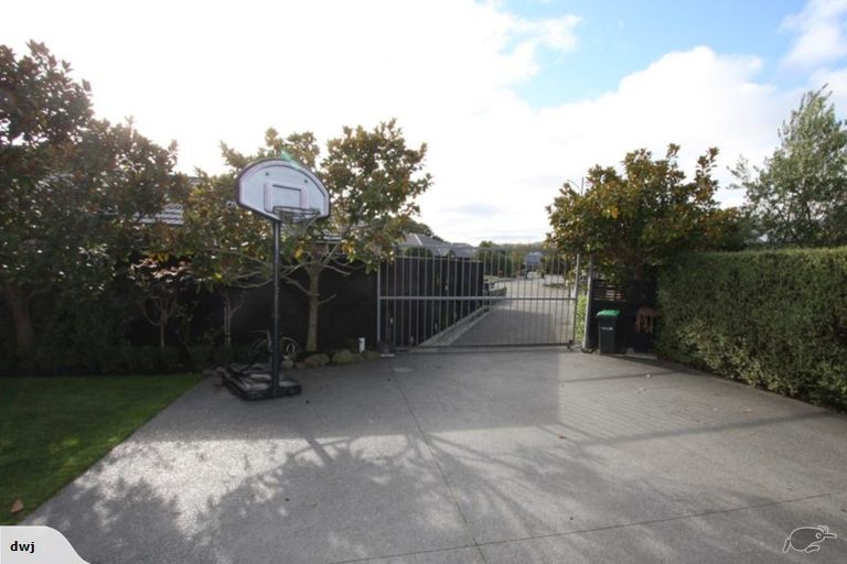 Photo of property in 28 Armour Place, Halswell, Christchurch, 8025