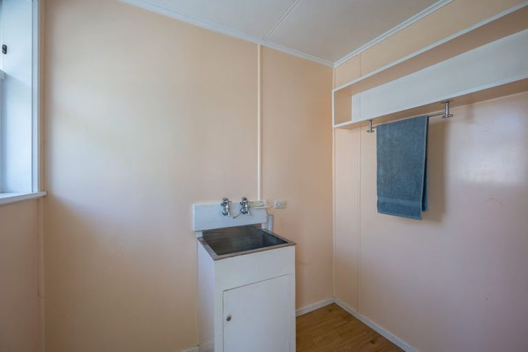 Photo of property in 244 Seaview Road, Stoke, Nelson, 7011