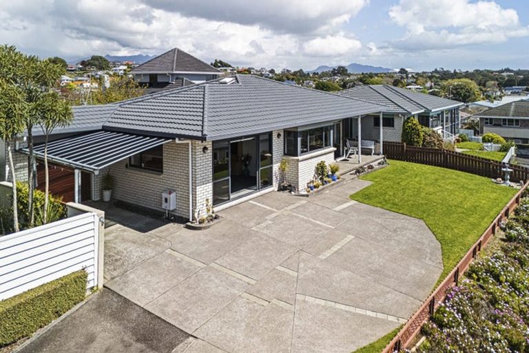 Photo of property in 45d Paynters Avenue, Strandon, New Plymouth, 4312