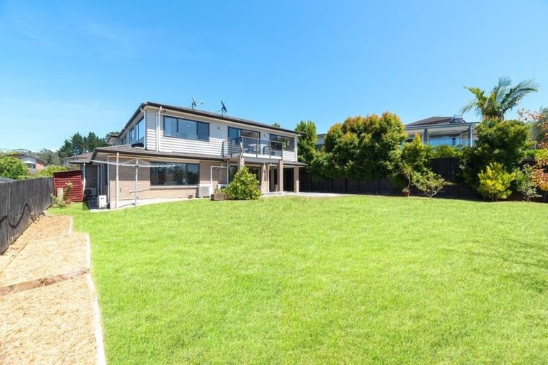 Photo of property in 63 Lake Panorama Drive, Henderson, Auckland, 0612
