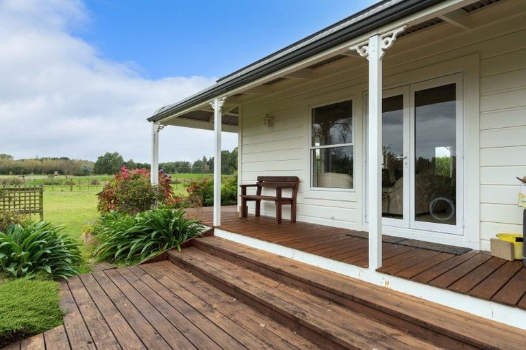 Photo of property in 60 Lindsay Road, Levin, 5510
