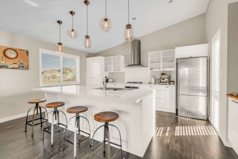 Photo of property in 18 Mariner Cove Road, Tinopai, Matakohe, 0593