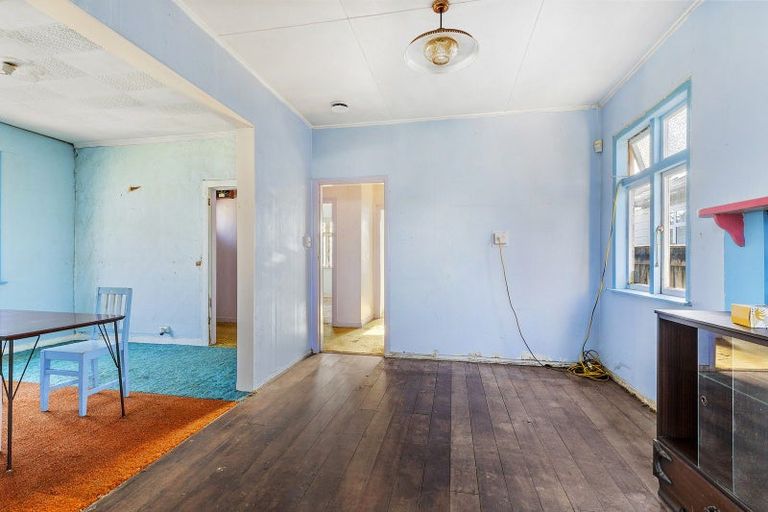 Photo of property in 106 Coutts Street, Kilbirnie, Wellington, 6022