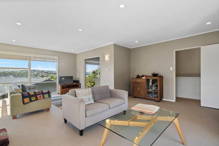 Photo of property in 28 Truro Road, Camborne, Porirua, 5026