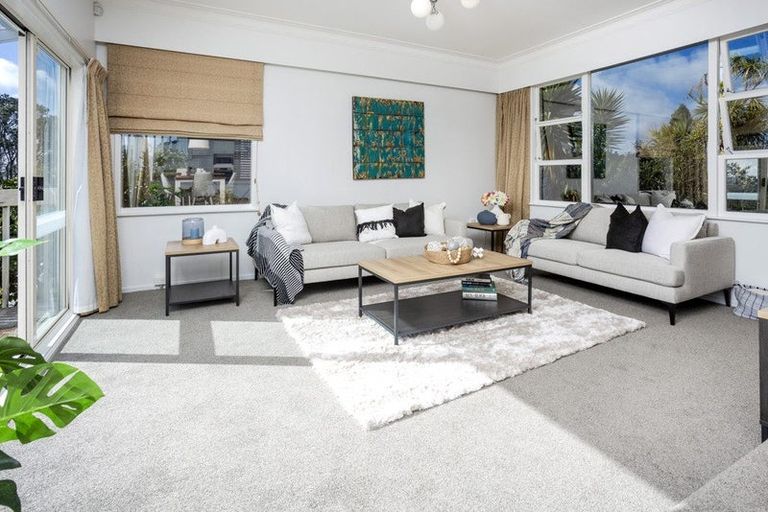 Photo of property in 6 Monarch Avenue, Hillcrest, Auckland, 0627
