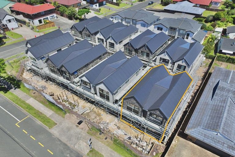 Photo of property in 151 Prince Regent Drive, Farm Cove, Auckland, 2012