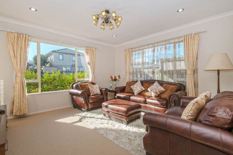 Photo of property in 34 Kestev Drive, Flat Bush, Auckland, 2016