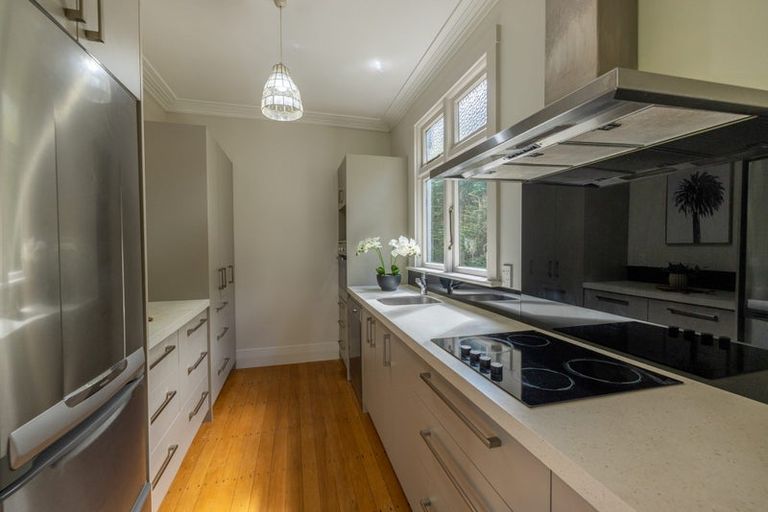 Photo of property in 15 Mataora Road, Kenmure, Dunedin, 9011