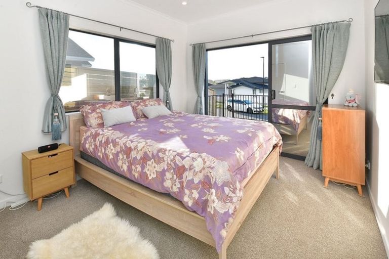 Photo of property in 3 Resolution Drive, Gulf Harbour, Whangaparaoa, 0930