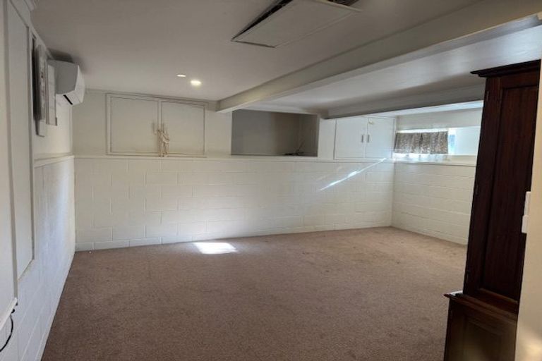Photo of property in 16 Glenside Avenue, Pakuranga, Auckland, 2010