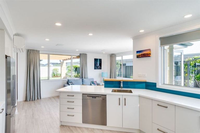 Photo of property in 31 Aparima Place, Awatoto, Napier, 4110